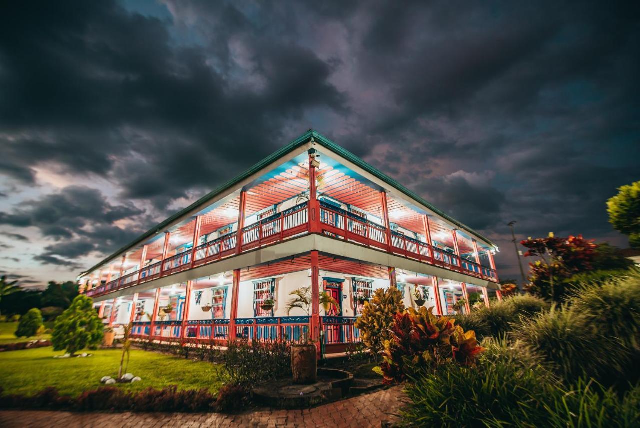 Hotel Arrayanes Del Quindio Montenegro Exterior foto